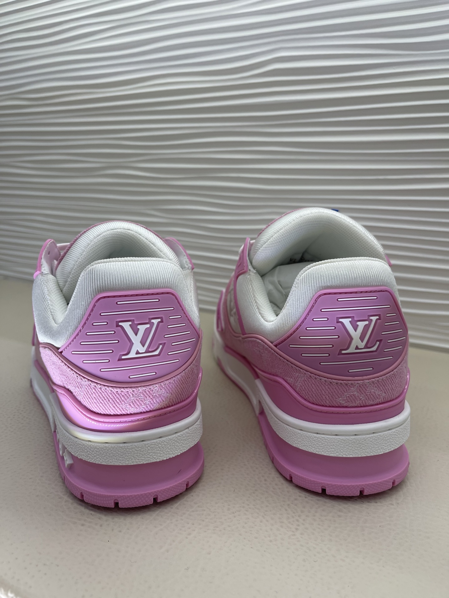 6a93404ff900eb8fc4a80d1c507e8e6f_1762744111_2232.jpg
